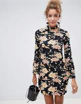 Thumbnail for your product : Qed London QED London floral smock dress-Black