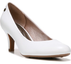 lifestride white pumps