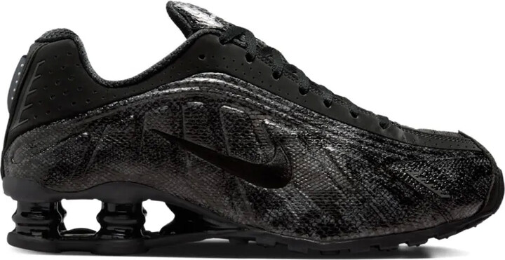 Nike Shox R4 sneakers