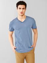Thumbnail for your product : Gap Essential V-neck t-shirt