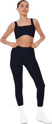 https://img.shopstyle-cdn.com/sim/e3/8d/e38dca5e3bd9d9fd49b80e0a90da8b2d_xlarge/pavoi-active-low-impact-high-waisted-pocket-leggings-for-women-butt-lifting-gym-yoga-leggings.jpg