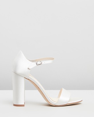 pretty bridal shoes