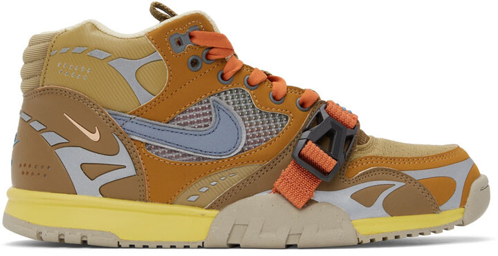 mens nike khaki trainers