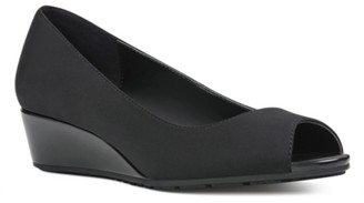 bandolino peep toe wedge