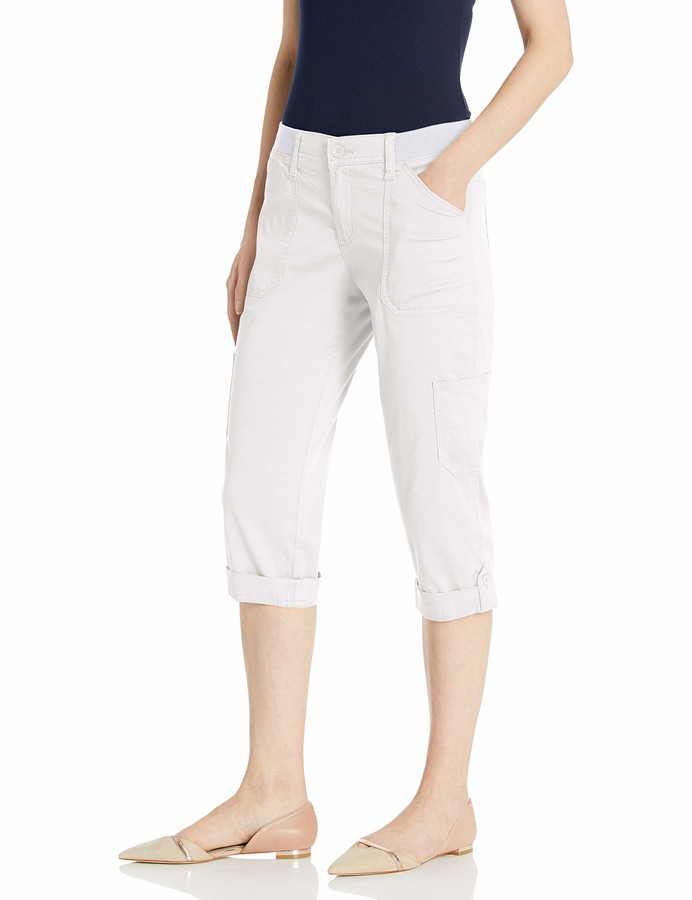 white stretch capris