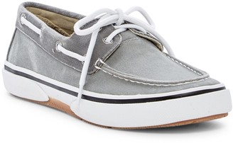 sperry boat shoes wide width