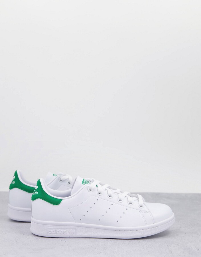 adidas Stan Smith sneakers in white and green - WHITE - ShopStyle