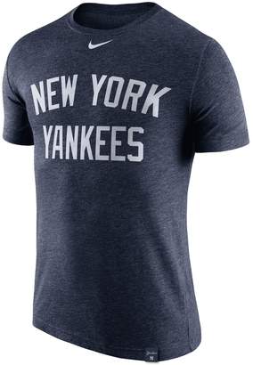 Nike Men's New York Yankees DNA Dri-FIT Tee
