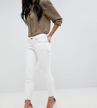 ASOS Petite DESIGN Petite Whitby low rise jeans in off white with contrast stitching
