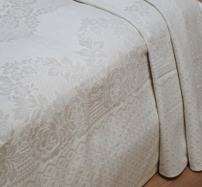 CGG HOME FASHIONS Caroline Bedspread Twin Linen