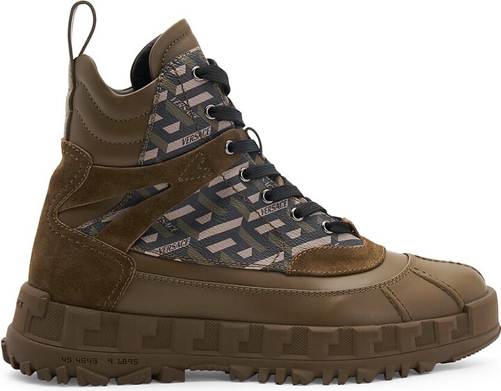 greca labyrinth boots