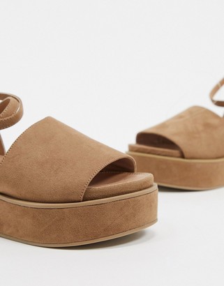 ASOS DESIGN ASOS DESIGN Wide Fit chunky flatform sandals in beige