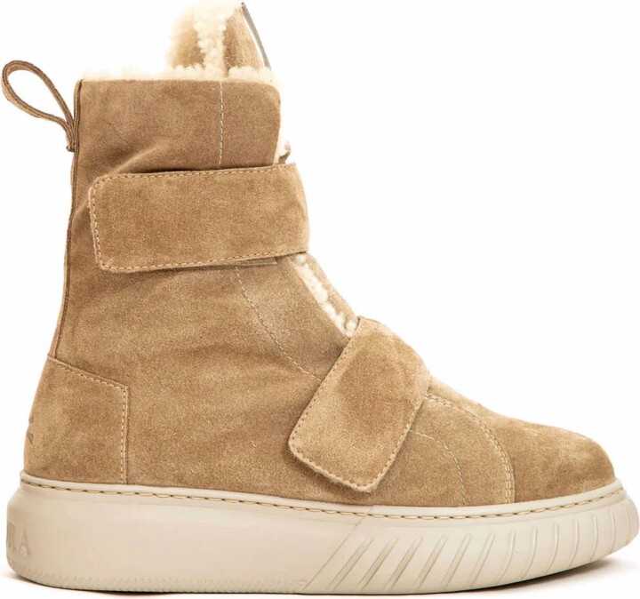Andia Fora Women's Thalia Montane Shearling Boot In Beige