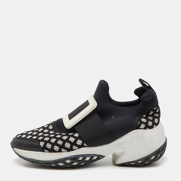 roger-vivier-black-white-mesh- 