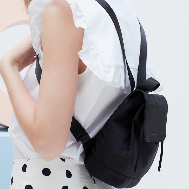 black drawstring backpack women's