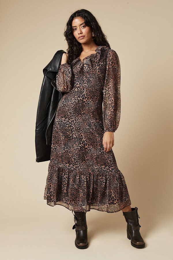 Debut London by Coast Puff Sleeve Metallic Jacquard Midi Dress