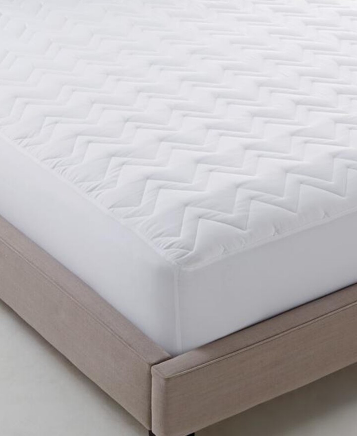 Martha Stewart Collection Martha Stewart Essentials Classic Quilted