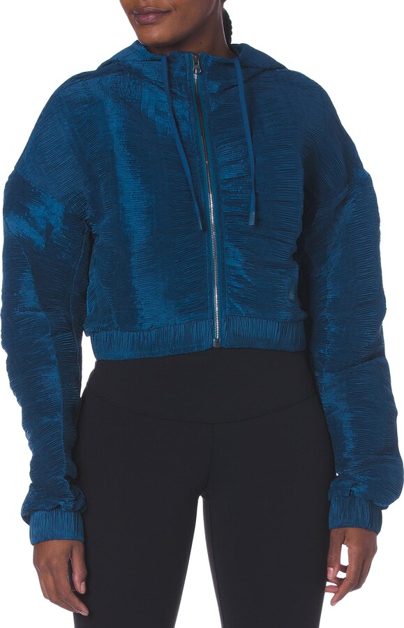Alo Velvet Puffer