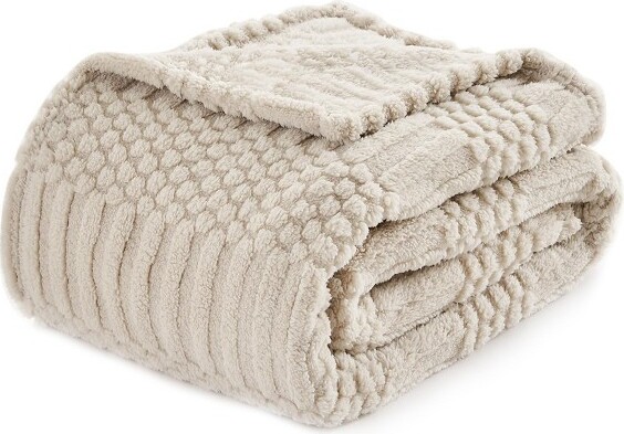ItopfoxUltraSoftFlannelFleeceBlanket-BohoBedThrow,CozyLightweightFuzzyBlanketforCouch,SpringComfortinBeigeTanKhaki