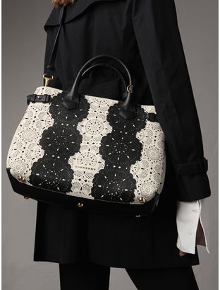 Burberry The Medium Banner in Lace Leather