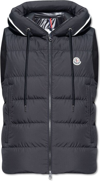 Moncler Logo Patch Zip-up Puffer Jacket in Black