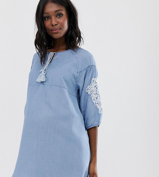 Mama Licious Mama.Licious Mamalicious maternity embroidery sleeve chambray dress