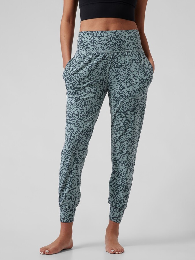Athleta Salutation Jogger ShopStyle Activewear Pants
