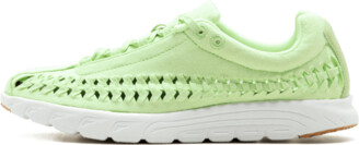 nike woven trainers womens
