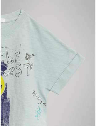 Burberry Smiley Face Print Cropped T-shirt
