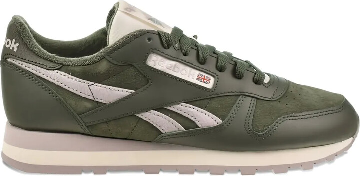 Classic leather sneakers