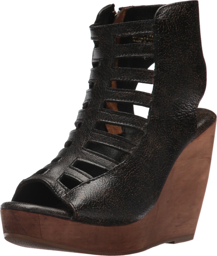 volatile wedges sale