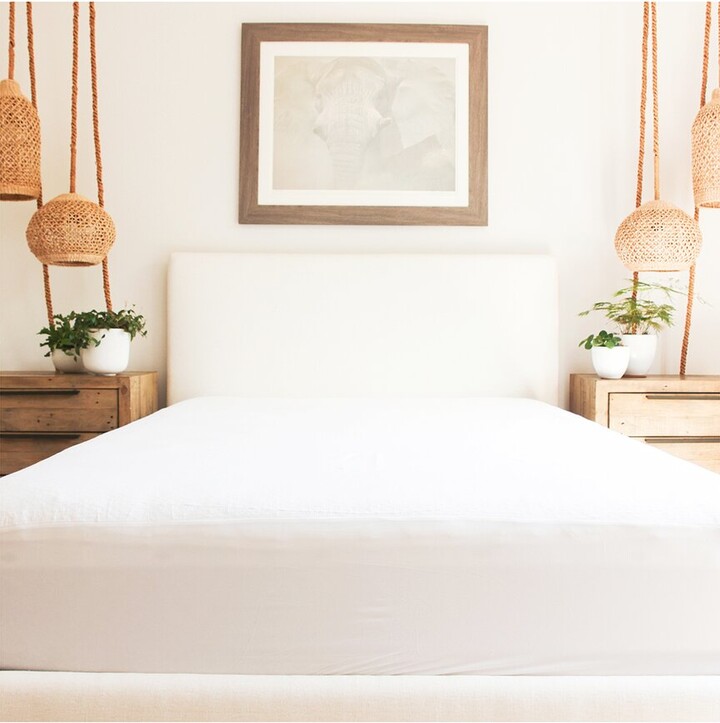 Jennifer Adams Cooling Cotton Mattress Protector