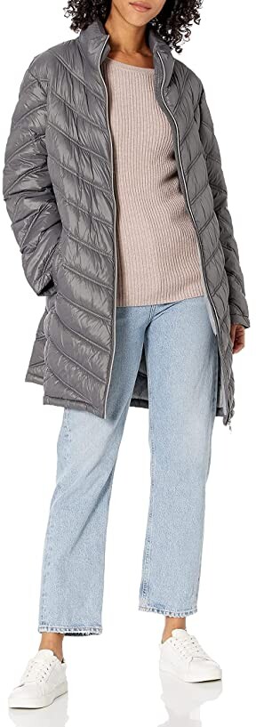 chevron down packable jacket