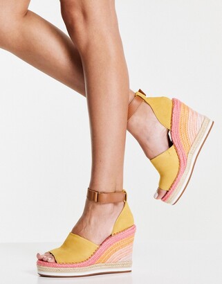 yellow wedges uk