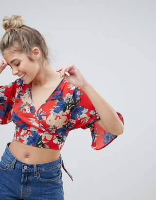 PrettyLittleThing Floral Wrap Crop Top