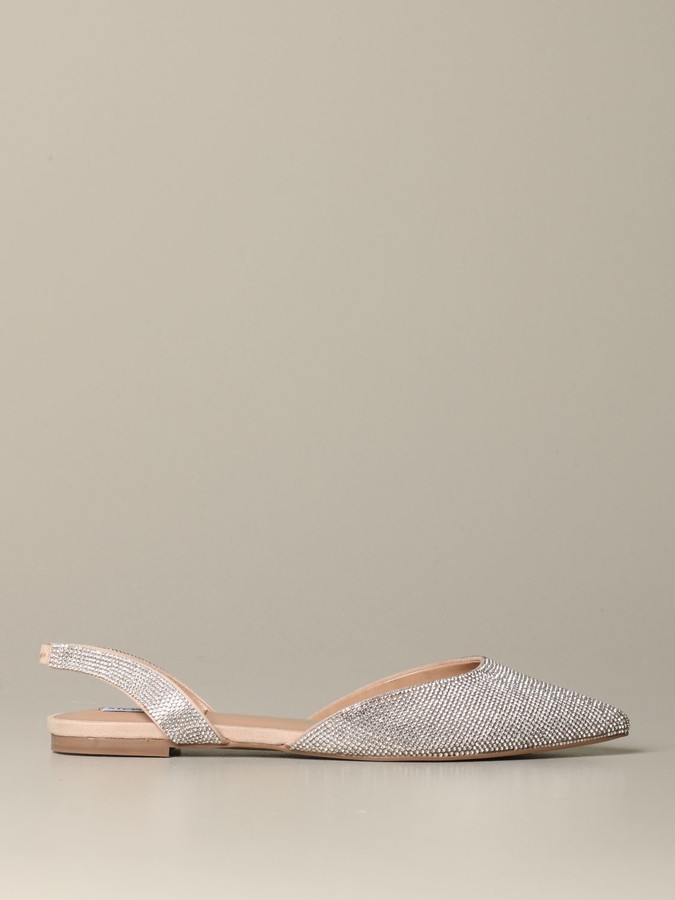 evelina flat steve madden