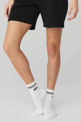 Alo Yoga Half-Crew Throwback Socks in White/Black, Size: Small
