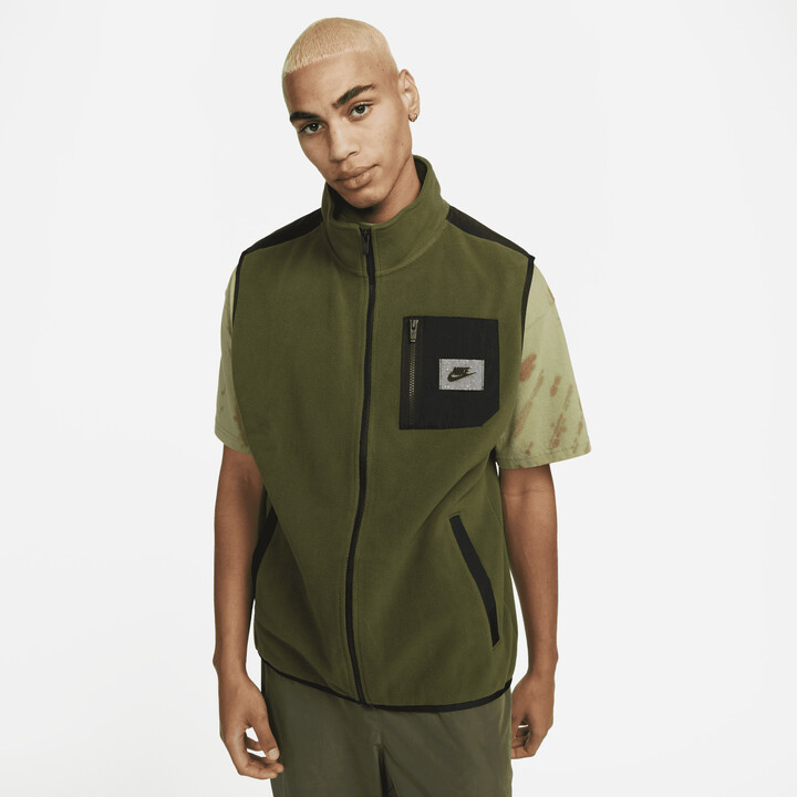 Nike Men's Sportswear Therma-FIT Sports Utility Fleece Vest in Green -  ShopStyle Outerwear