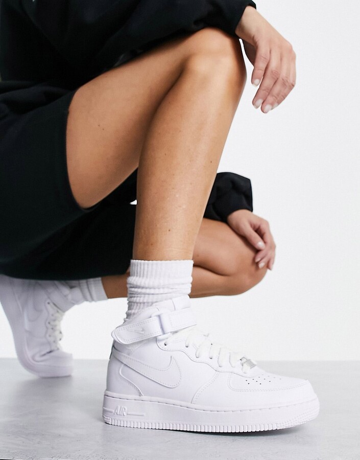 nike air force white mid