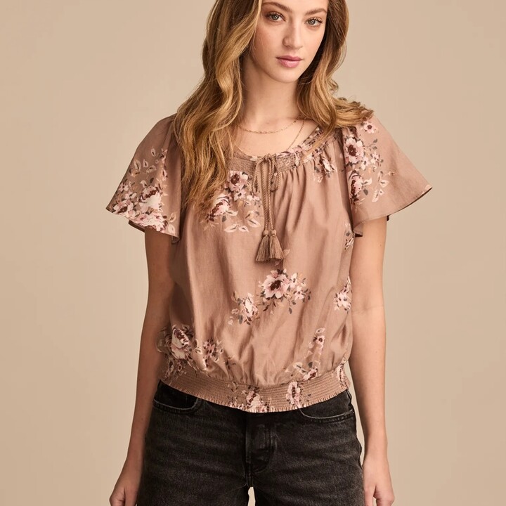 Lucky Brand Flutter Sleeve Top - Women's Clothing Tops Tees Shirts in Taupe Floral