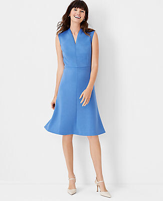 Ann Taylor The Sleeveless V-Neck Flare Dress in Double Knit