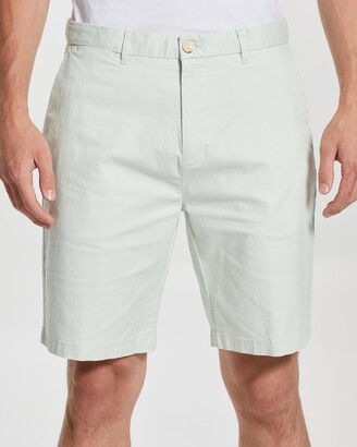 Scotch & Soda Men's Green Chino Shorts - Stuart Pima Cotton Shorts - Size 32 at The Iconic