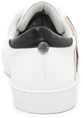 steve madden fone sneaker