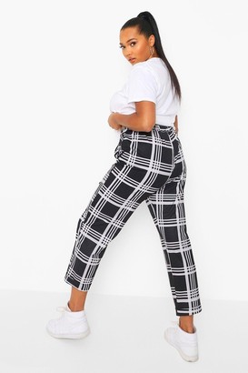 boohoo Plus Grid flannel Slim Fit Trouser