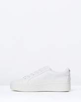Thumbnail for your product : Steve Madden Bertie-P