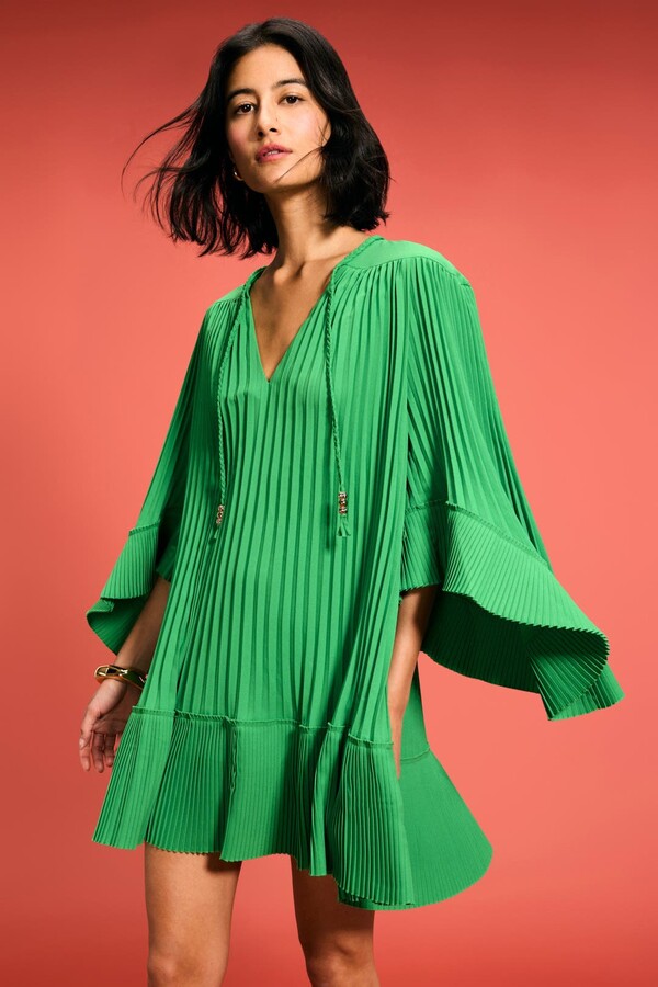 Short Pleated Dress Green