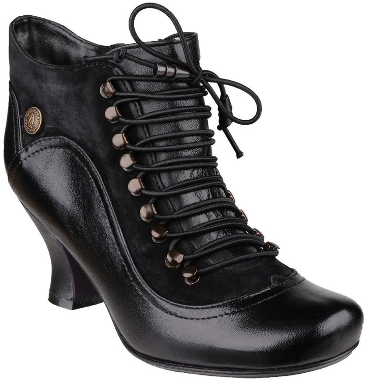 victorian style boot