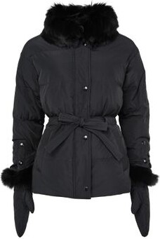 Puffer jacket with a fox fur collar