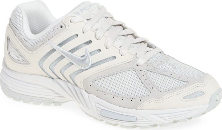 Nike Air Pegasus 2005 SE Sneaker