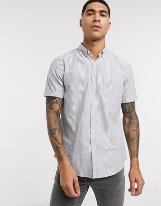 New Look vertical stripe short sleeve oxford shirt in blue